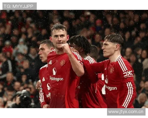 曼联发布对阵桑德兰海报多古独自亮相迎战升班马