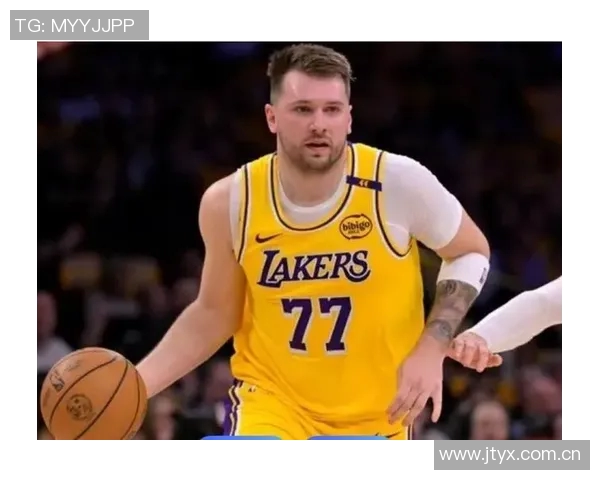 文森特解析与首发默契之道聚焦防守与组织为东契奇和里夫斯开辟空间 文森特解析与首发默契之道聚焦防守与组织为东契奇和里夫斯开辟空间