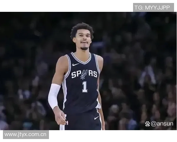 博班自曝身高2米24却仍需仰望文班亚马名记透露其身高接近2米31 博班自曝身高2米24却仍需仰望文班亚马名记透露其身高接近2米31