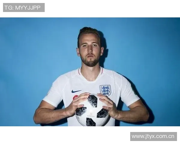 前曼联助教愿以一只手换凯恩加盟但对其巅峰期表示担忧