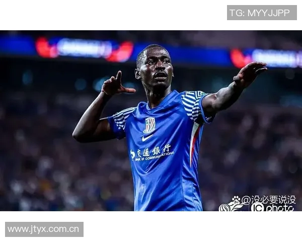 申花主场防守失误致对手凌空垫射扳平比分令人失望