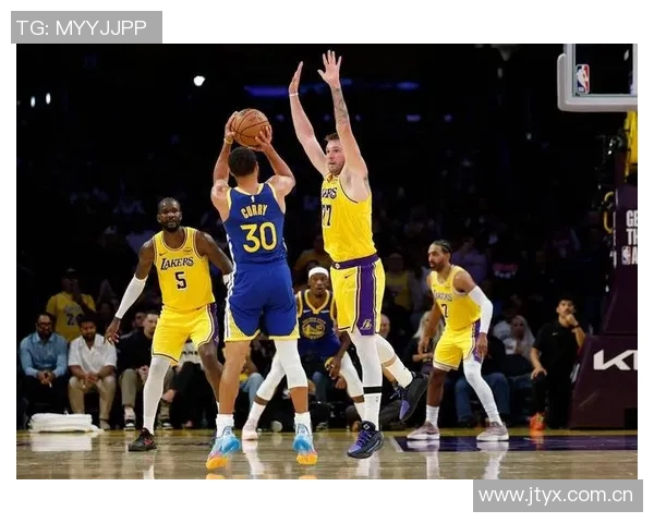 勇士缺少库里巴特勒与追梦携手迎战约基奇穆雷组合 勇士缺少库里巴特勒与追梦携手迎战约基奇穆雷组合