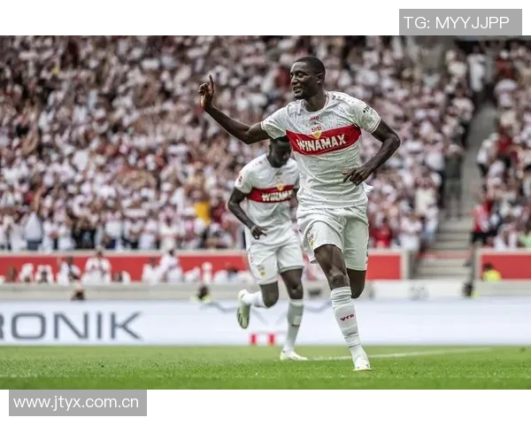 多特高层与球员一致认可吉拉西的进球能力助力球队胜利