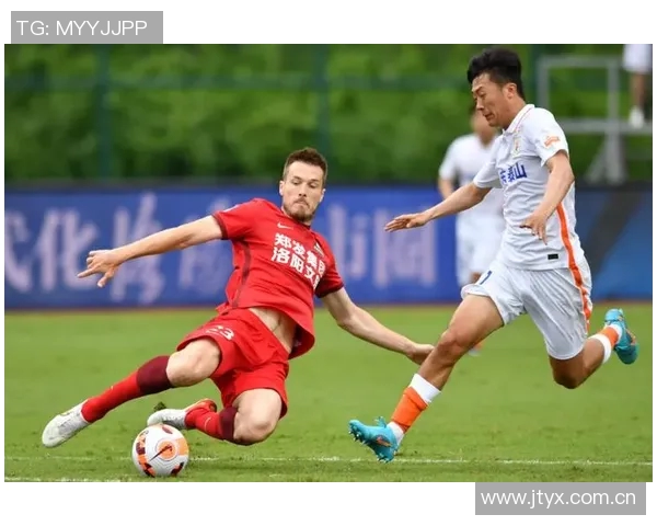 谢尔赛季表现亮眼268分钟贡献3球3助每45分钟参与1球展现高效进攻能力 谢尔赛季表现亮眼268分钟贡献3球3助每45分钟参与1球展现高效进攻能力