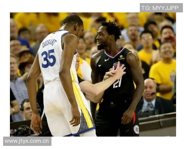 KD生涯3055仅排历史第八前十现役球员多达六人神人以422场遥遥领先