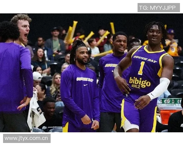 湖人队继续寻找攻守兼备的侧翼球员以此放弃今夏的财务灵活性 湖人队继续寻找攻守兼备的侧翼球员以此放弃今夏的财务灵活性